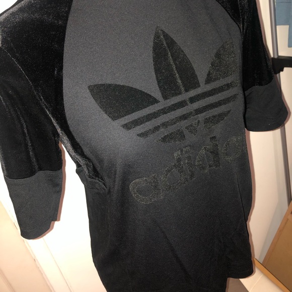 Adidas Short Sleeve Top - Picture 2 of 10